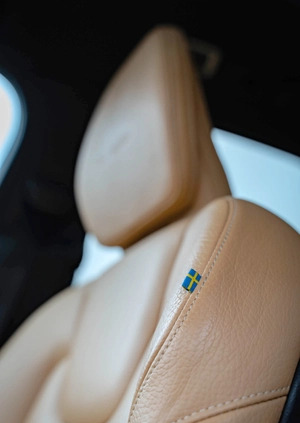 Volvo XC 60 cena 156000 przebieg: 56000, rok produkcji 2019 z Białystok małe 781